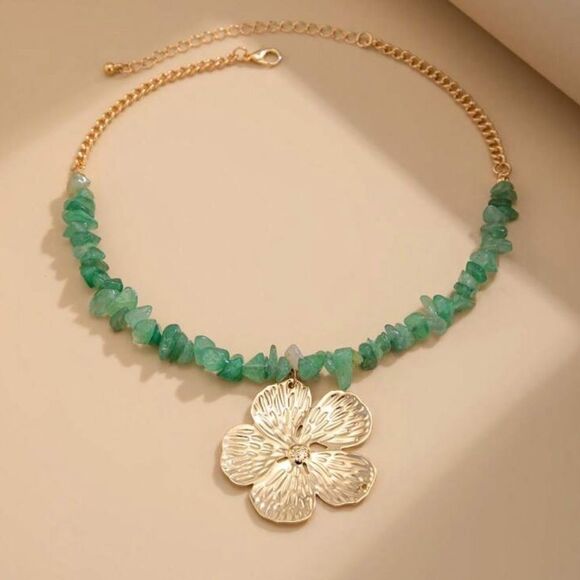 Green beaded Floral Necklace A1247 - Picture 2 of 4